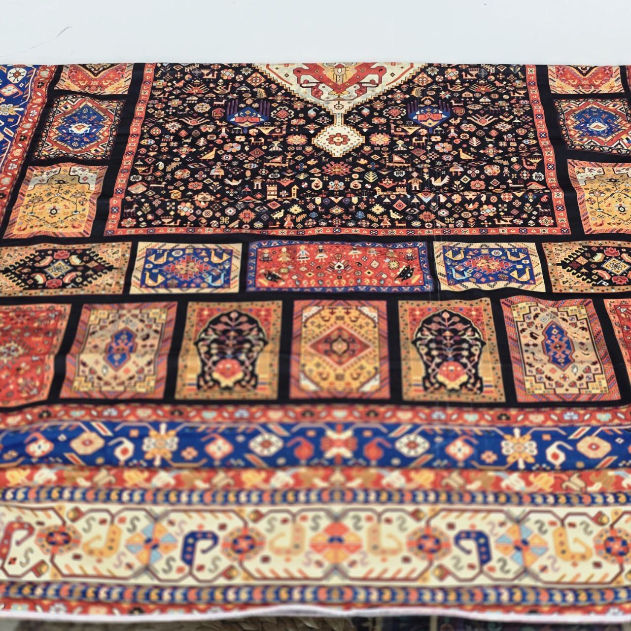  روفرشی ضخیم مخمل طرح حاشیه چهار خانه (۱۹۰×۱۴۰) 