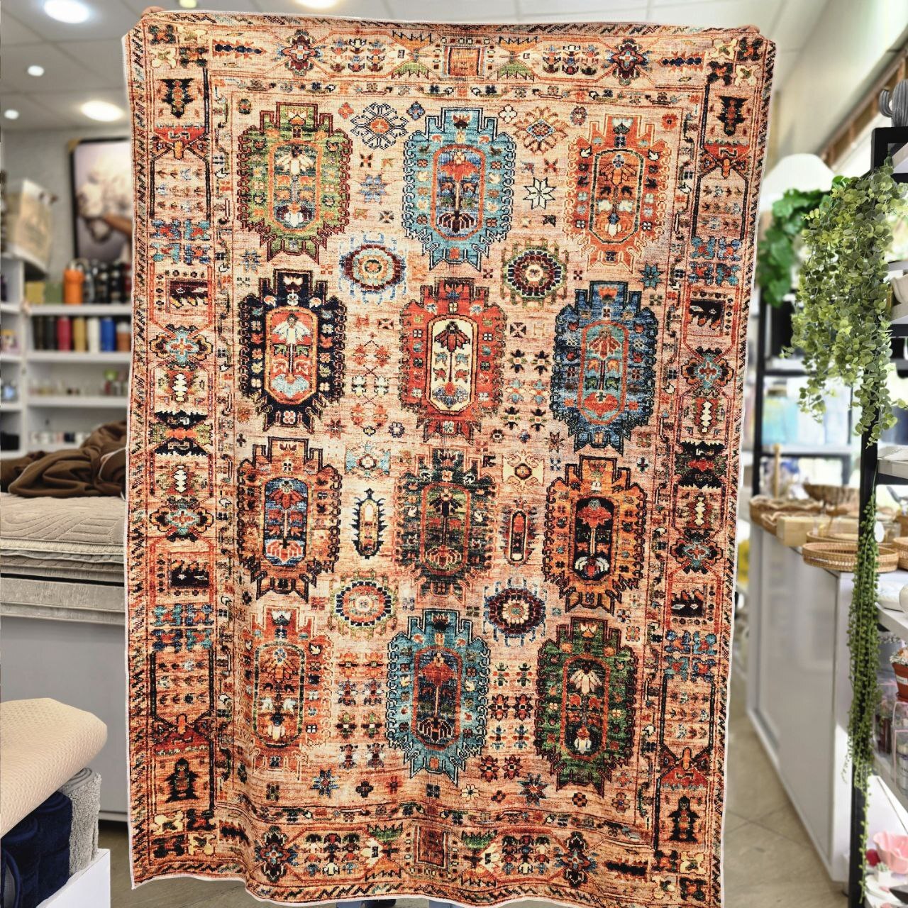  روفرشی ضخیم مخمل طرح زمینه کرمی (۱۹۰×۱۴۰) 