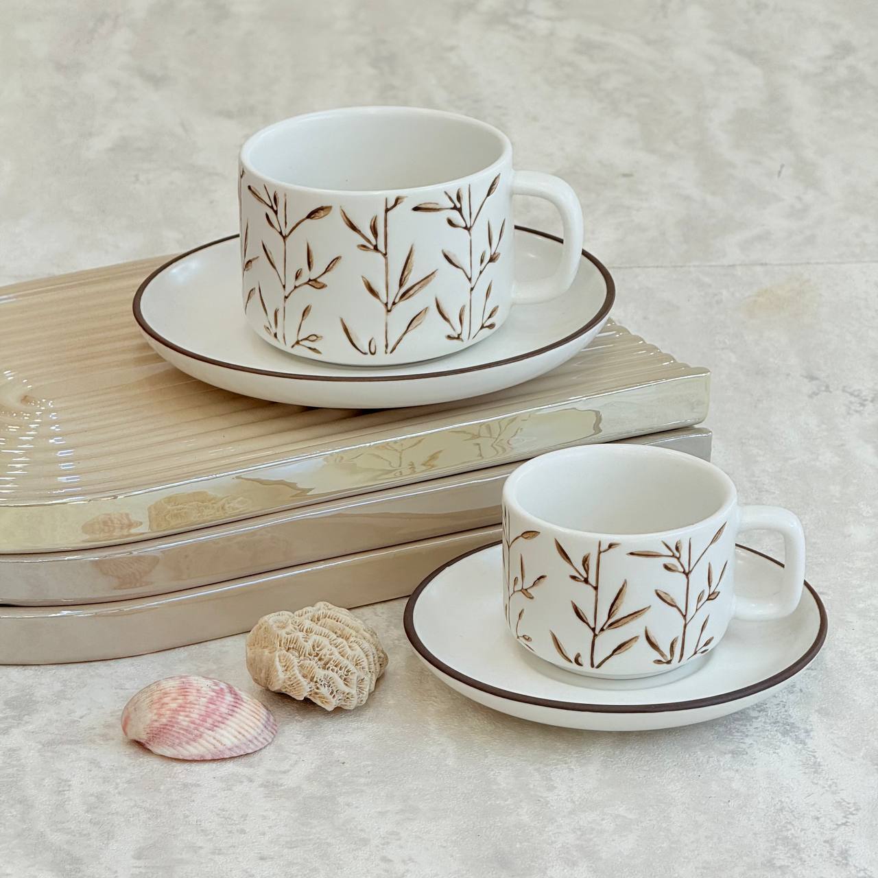  فنجان چای و قهوه طرح برگ 