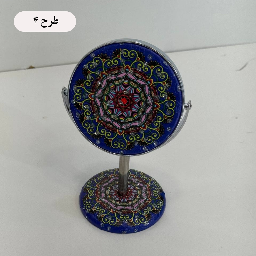  آینه کوچک پایه‌ دار 