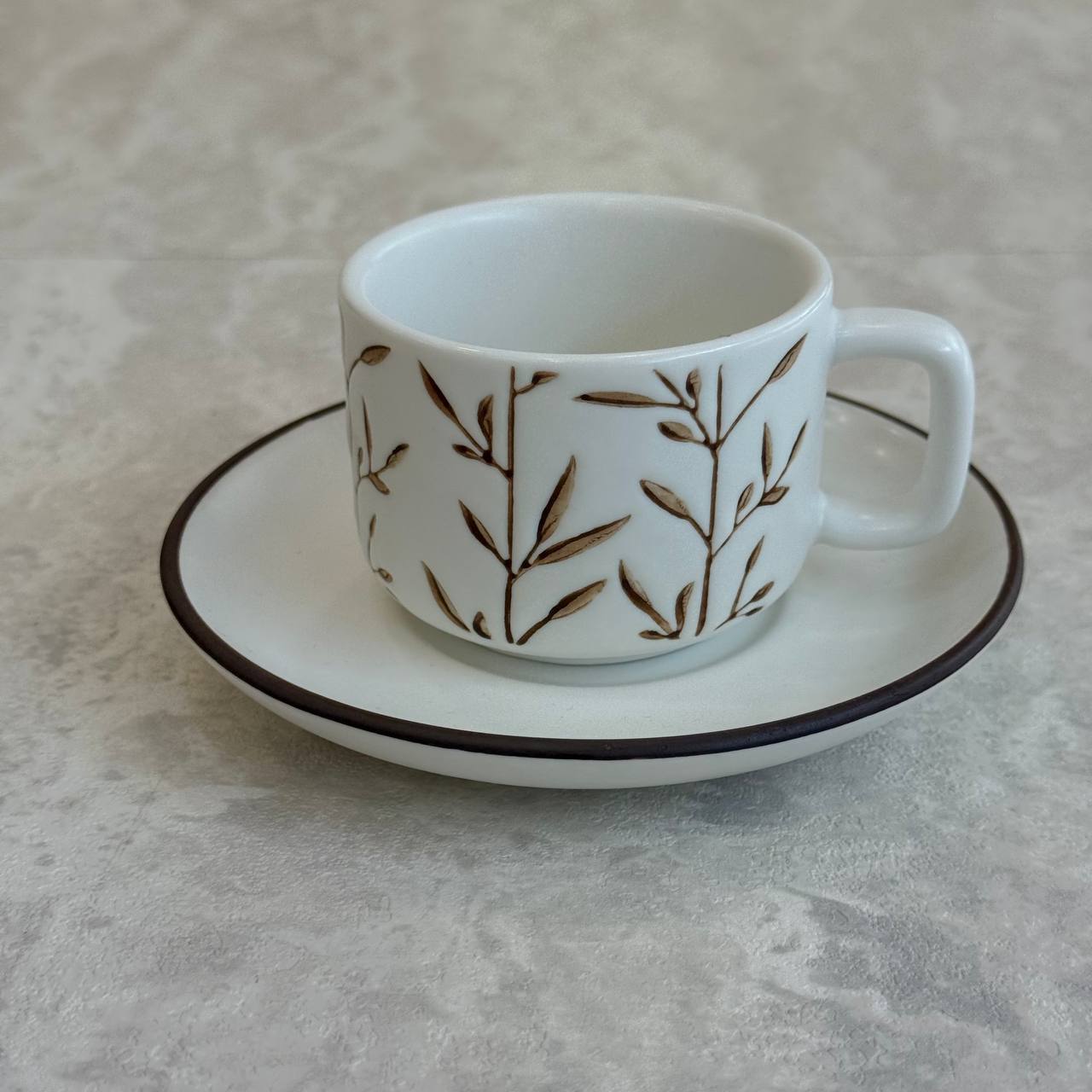  فنجان چای و قهوه طرح برگ 