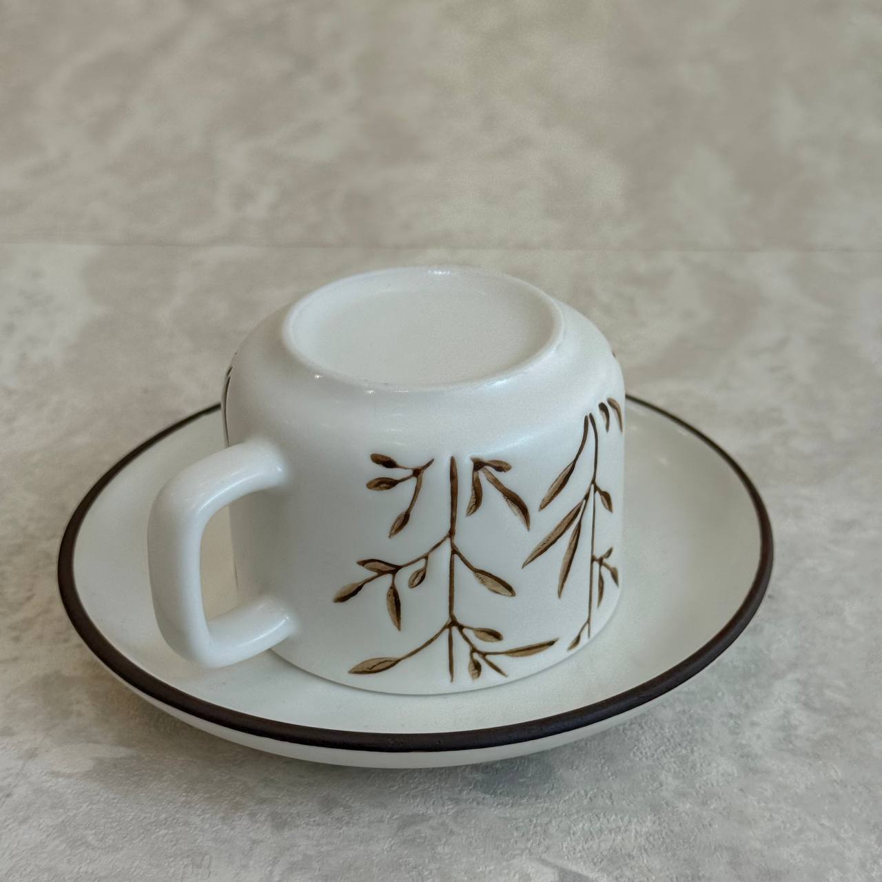  فنجان چای و قهوه طرح برگ 