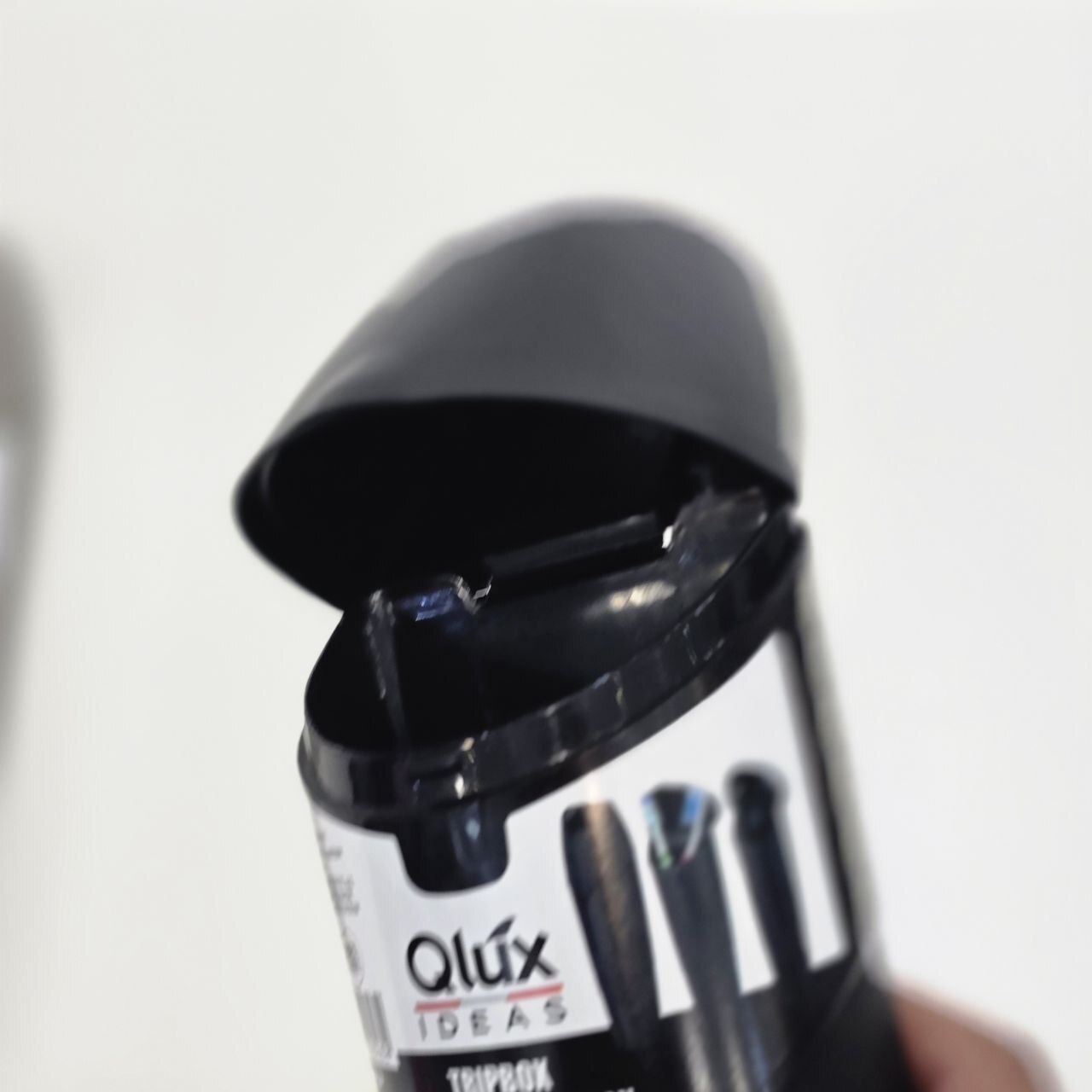  جا مسواکی وارداتی Qlux 