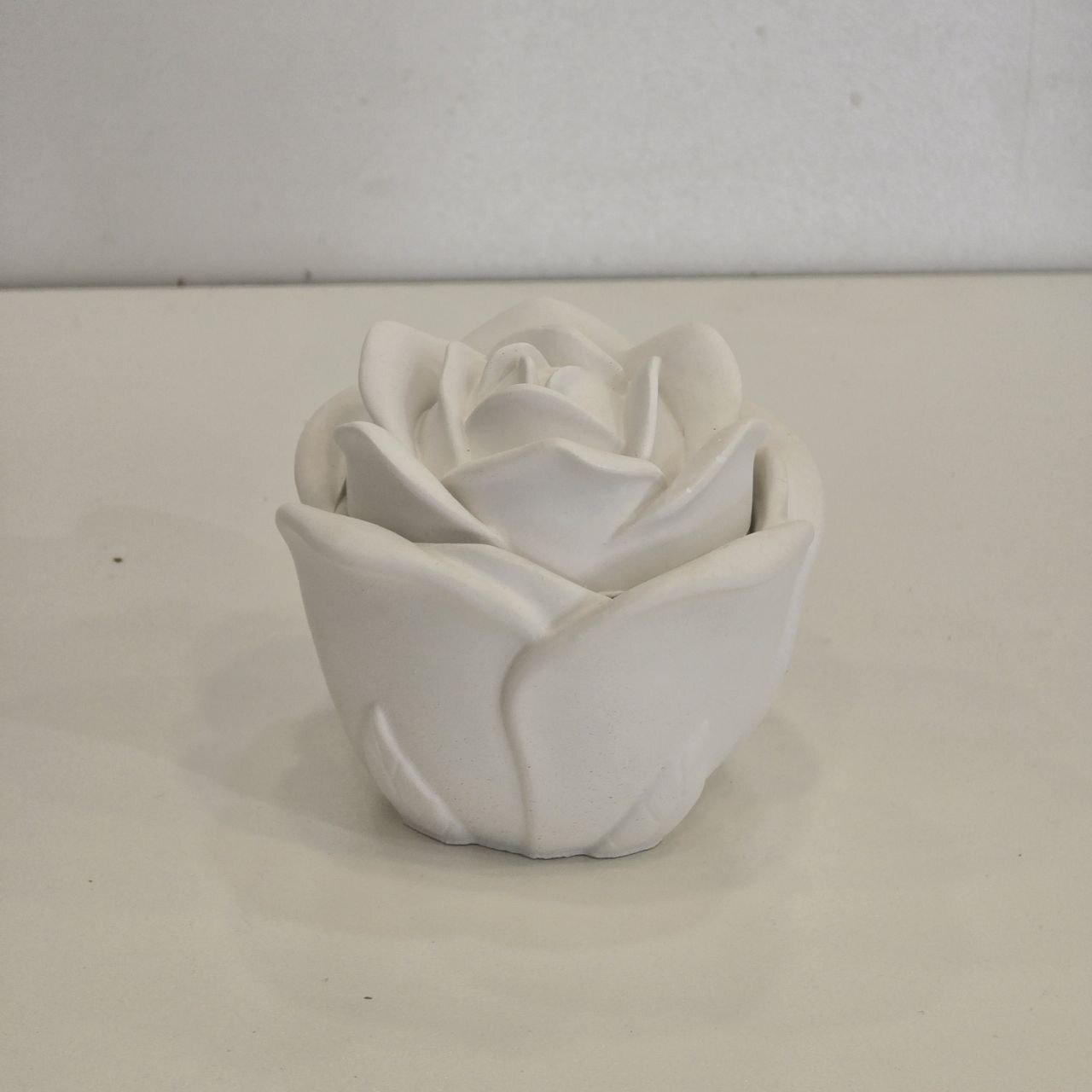  دکوری دردار رزین گل رز 