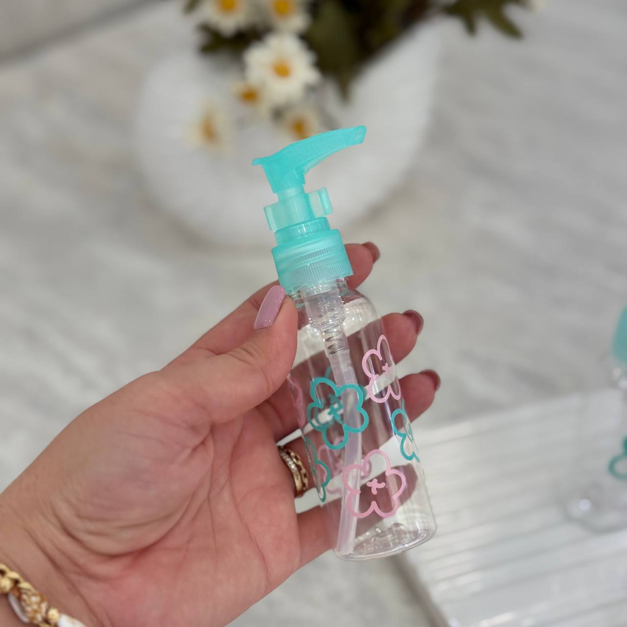 IMG_20250922_132707_194 پک لوازم آرایش مسافرتی کد ۴۶ - Image 7