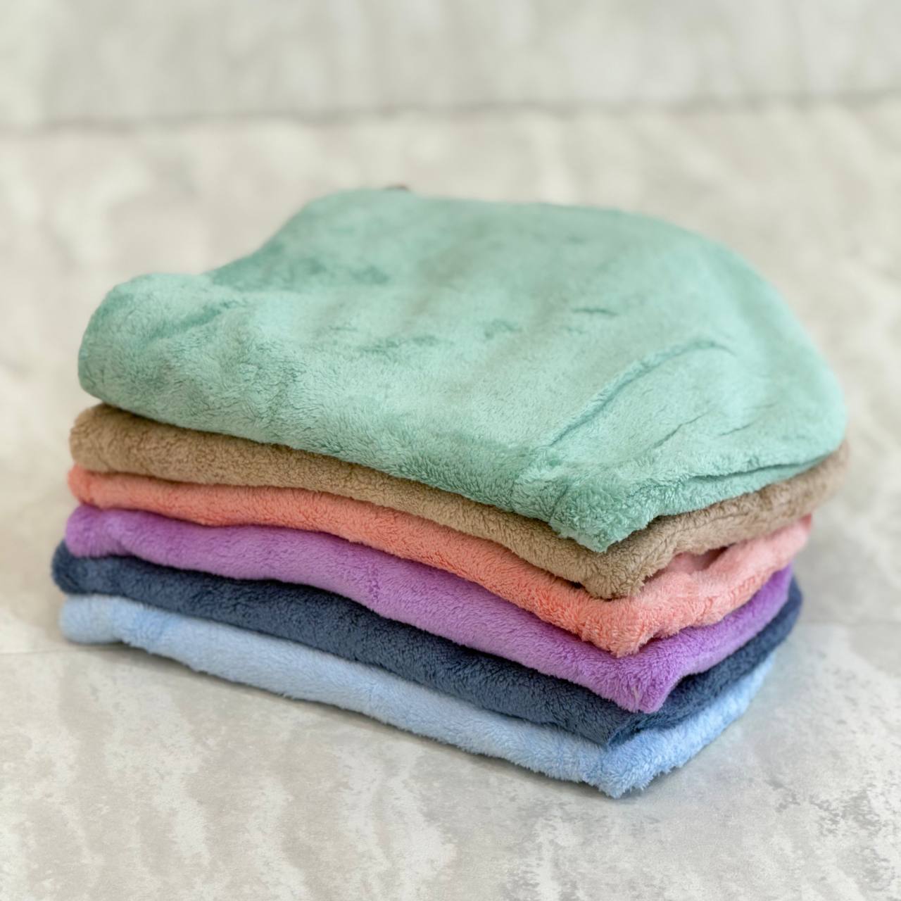 photo_5834575147787471631_y کلاه حمام سه گوش - Image 1