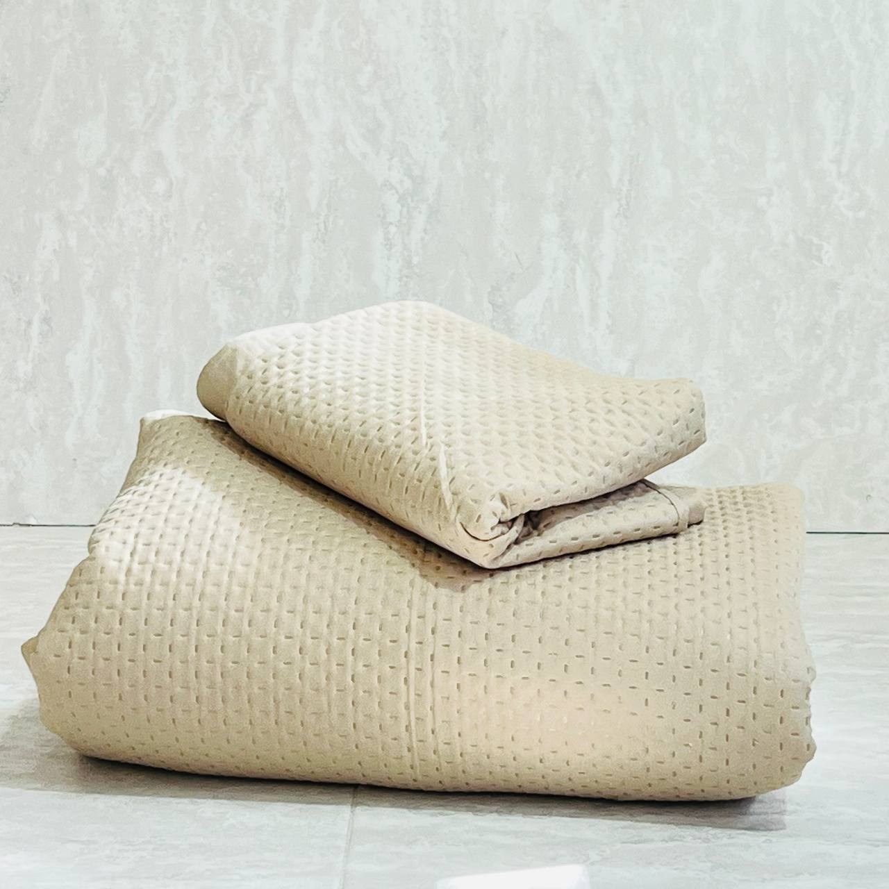 photo_5837122634624648225_y ست رو انداز تخت خواب دو نفره - Image 1