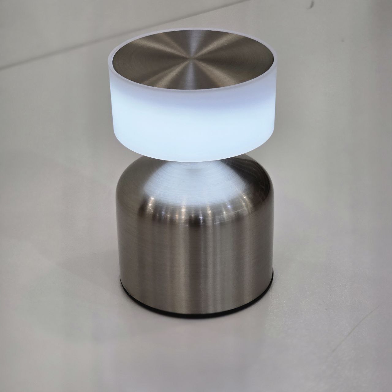 photo_5866240064760170538_y آباژور لمسی کپسولی - Image 4