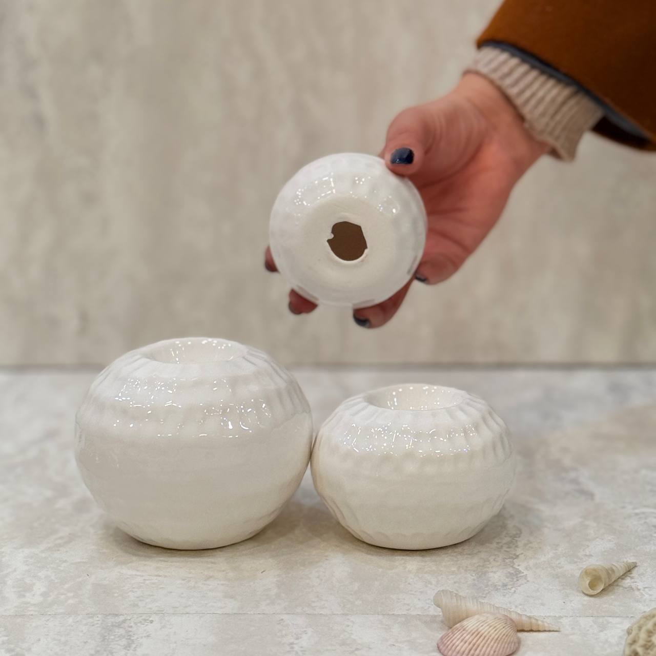 photo_5870703910170248890_y جا شمعی توپی سه سایز سفید - Image 5