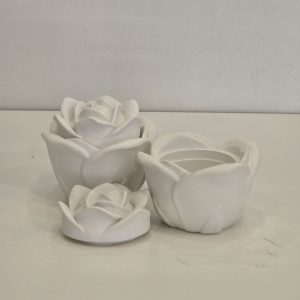 دکوری دردار رزین گل رز