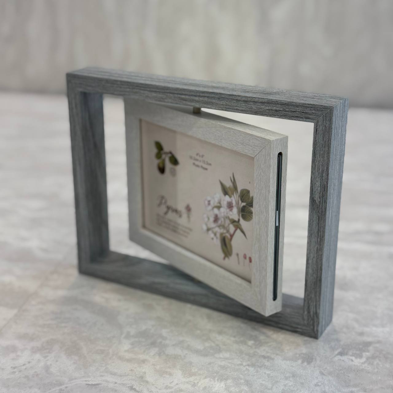 IMG_20251117_045113_901 قاب عکس دو طرفه چرخان - Image 1